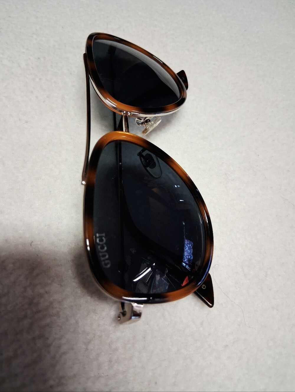 Vintage Gucci Tortoiseshell Frame Sunglasses with Dark Gray Lenses